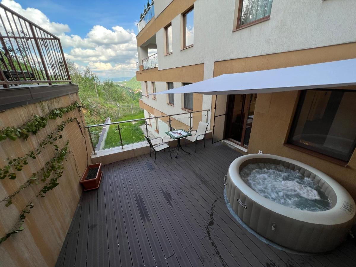 Coroni Studio With Jacuzzi Brașov Exterior foto
